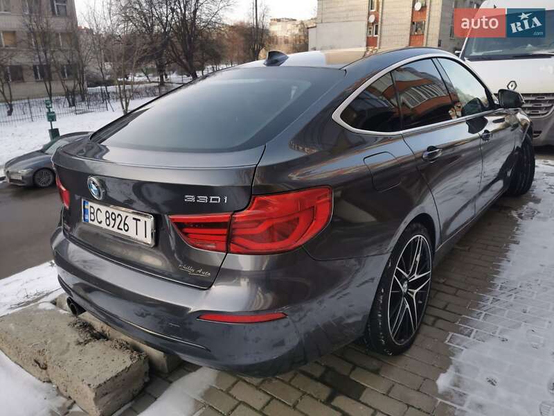 BMW-8