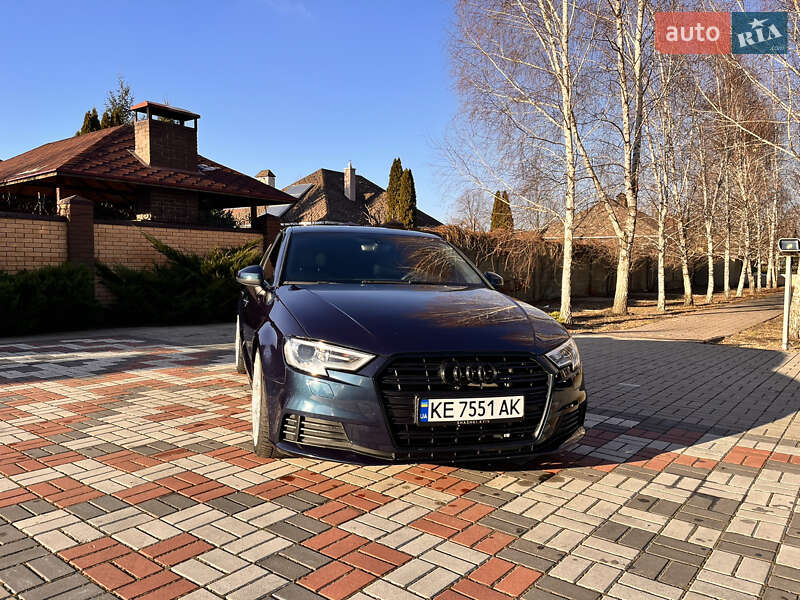Audi-20
