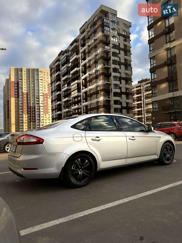 Ford Mondeo 2010