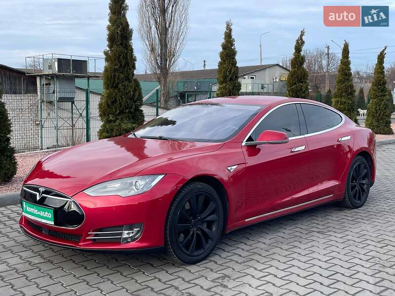 Tesla-40