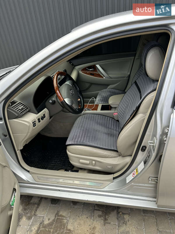 Toyota Camry 2008