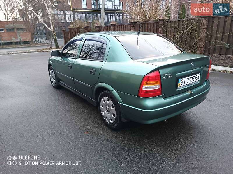 Opel Astra 2008