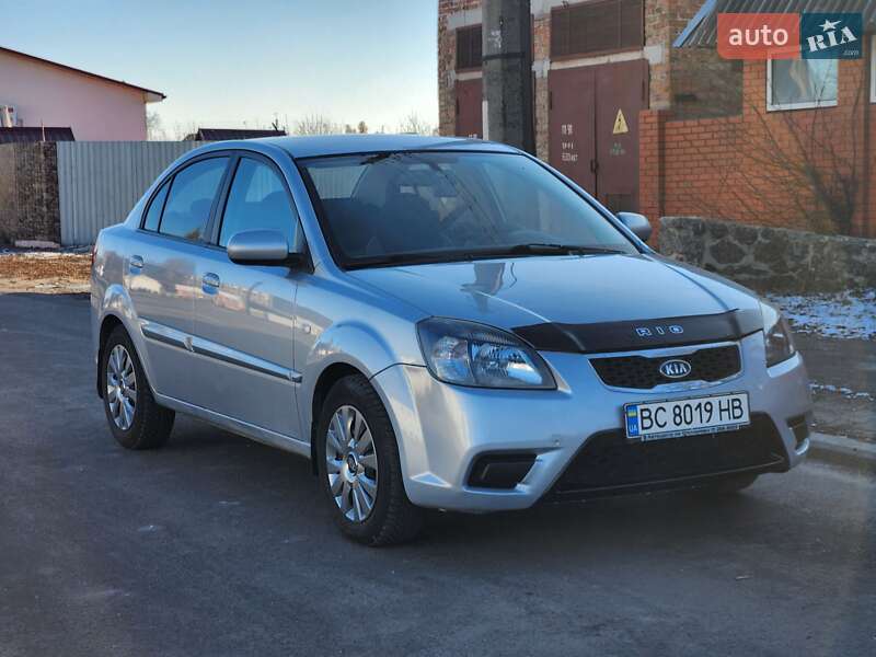 Kia Rio 2010