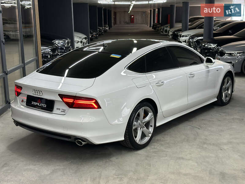 Audi-7