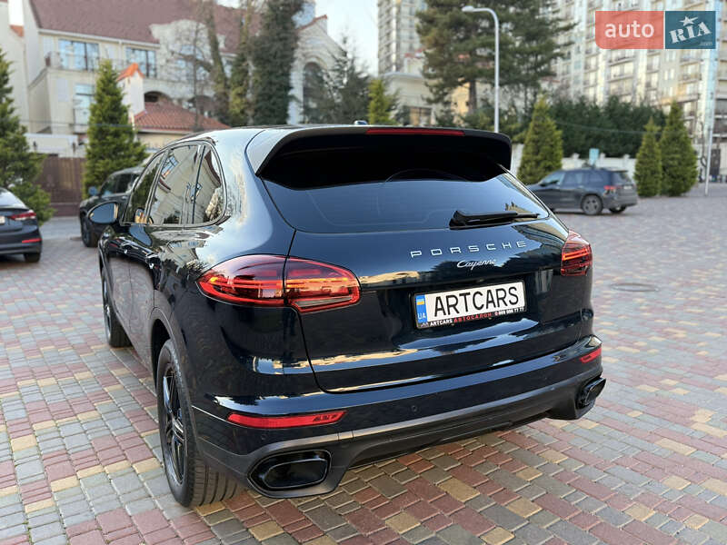Porsche Cayenne 2015