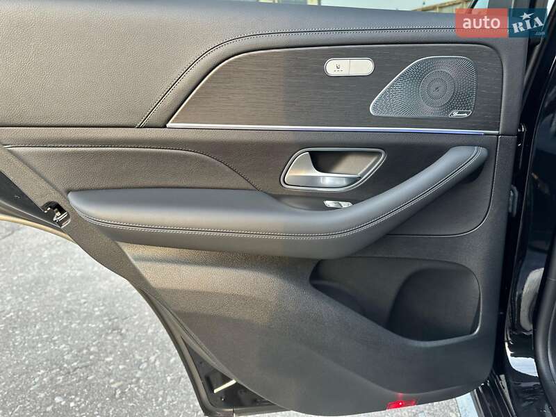 Mercedes-Benz GLE-Class 2023