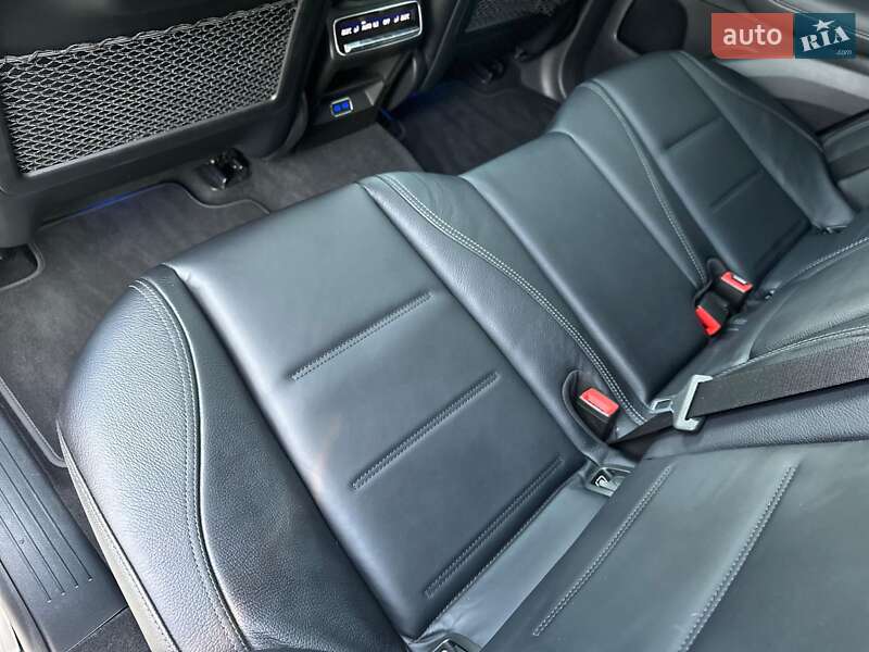 Mercedes-Benz GLE-Class 2023