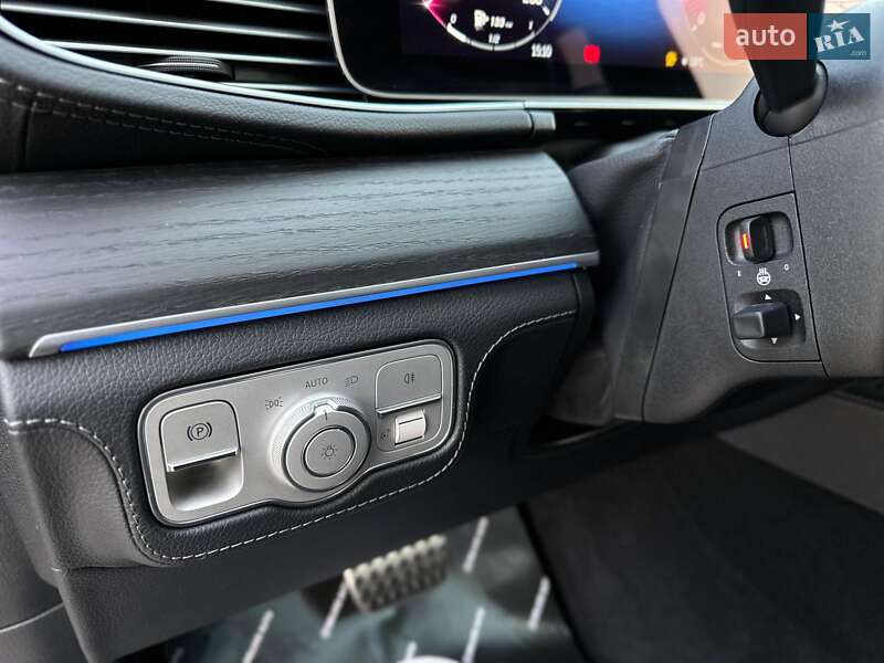 Mercedes-Benz GLE-Class 2023