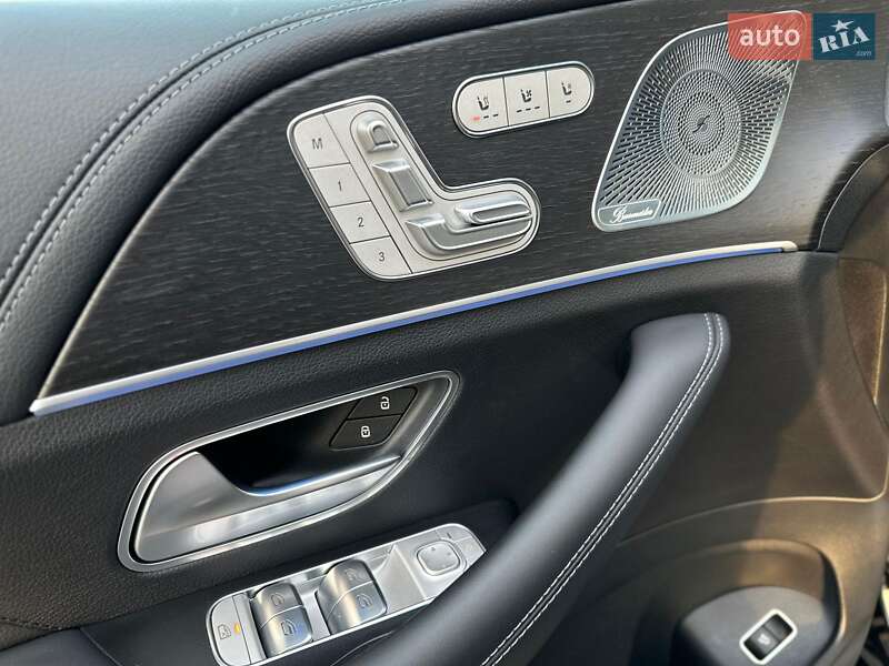 Mercedes-Benz GLE-Class 2023