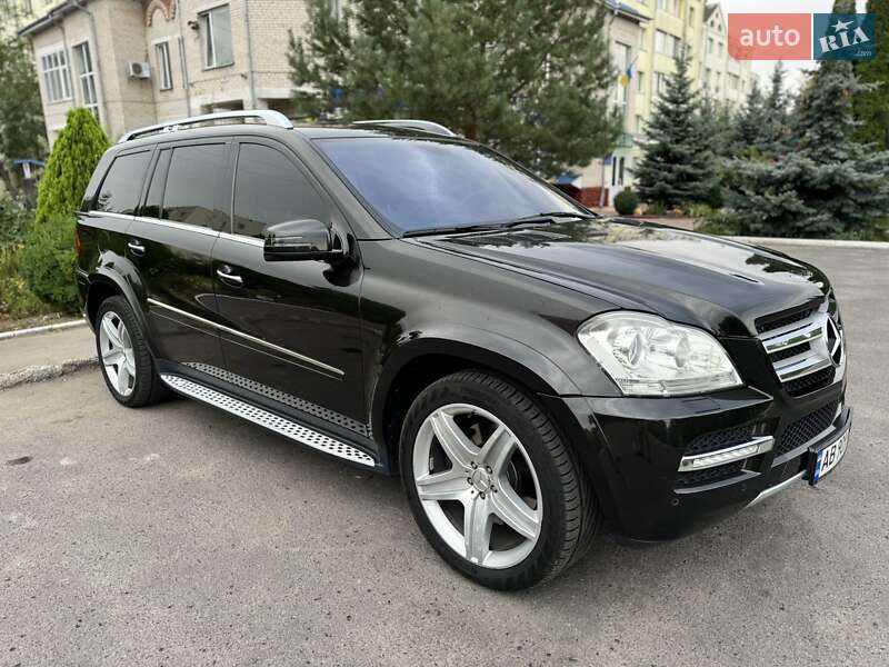 Mercedes-Benz GL-Class 2011