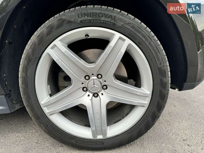 Mercedes-Benz GL-Class 2011