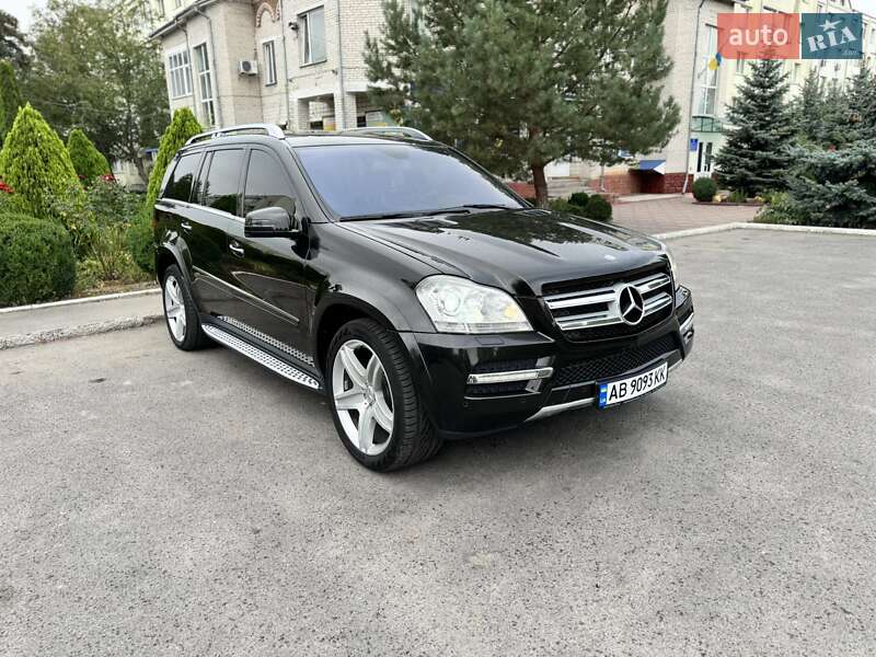 Mercedes-Benz GL-Class 2011