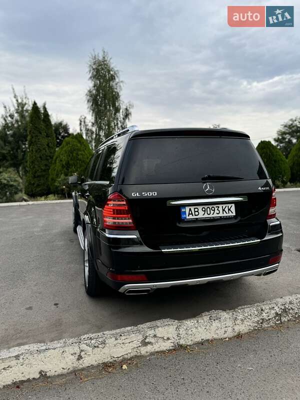 Mercedes-Benz GL-Class 2011