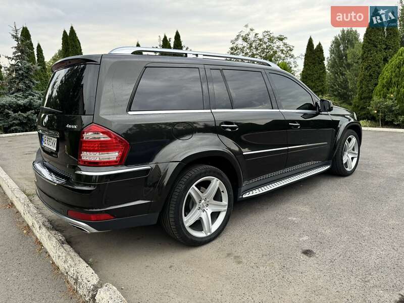 Mercedes-Benz GL-Class 2011