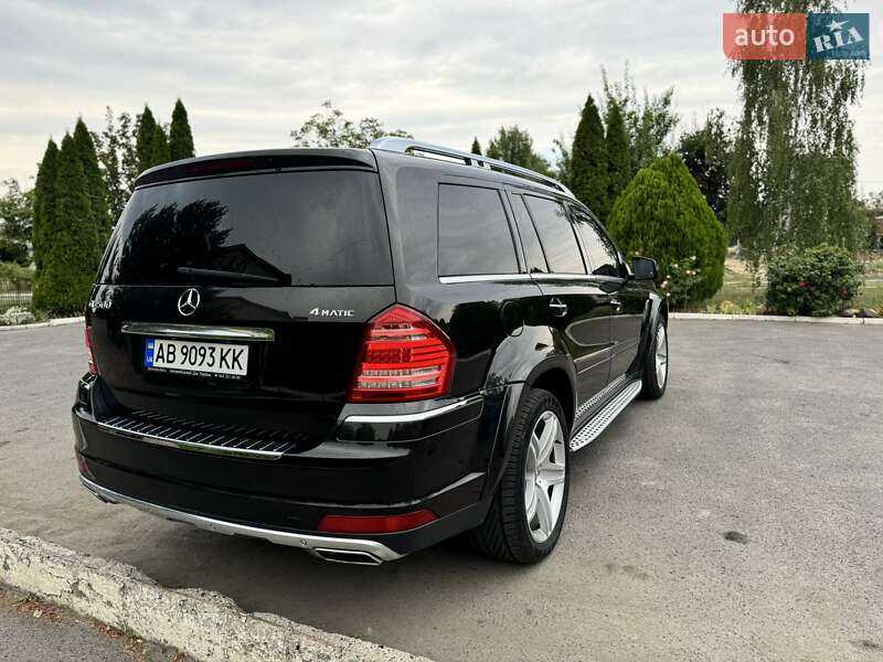 Mercedes-Benz GL-Class 2011