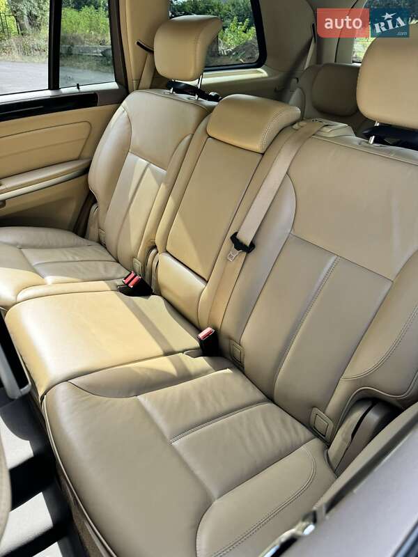 Mercedes-Benz GL-Class 2011