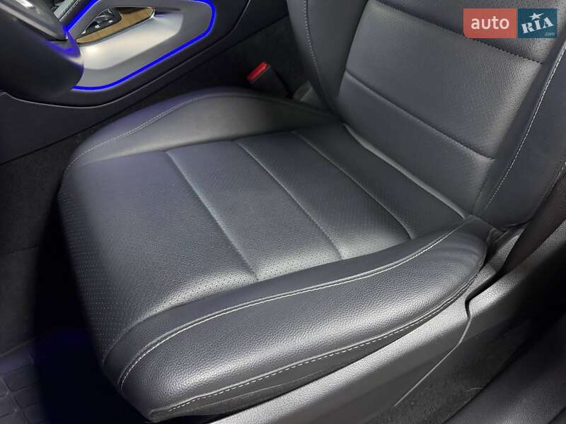 Mercedes-Benz GLE-Class 2023