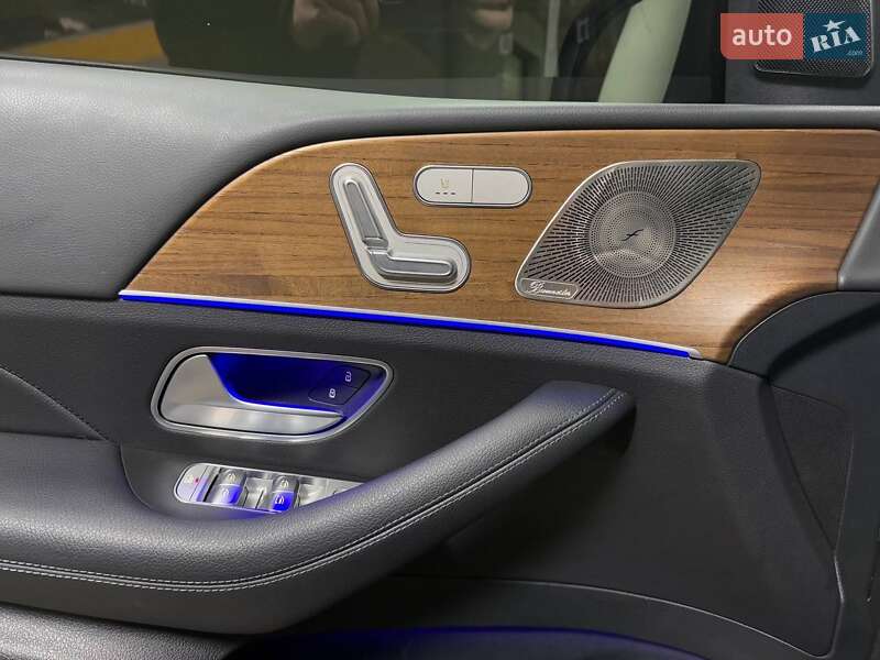 Mercedes-Benz GLE-Class 2023