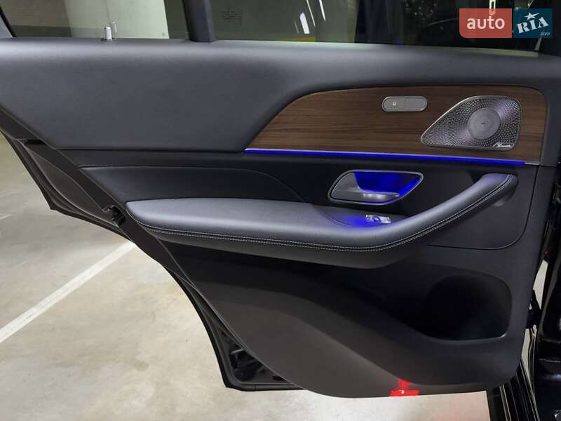 Mercedes-Benz GLE-Class 2023