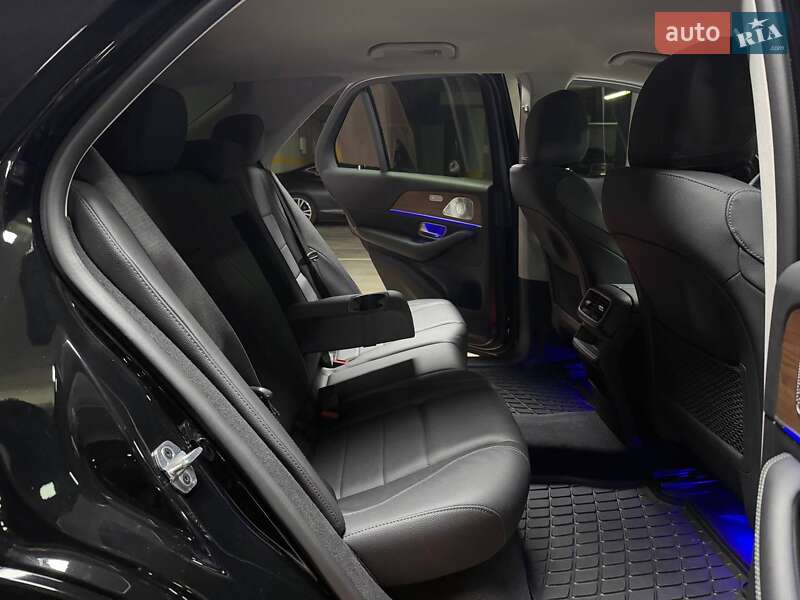 Mercedes-Benz GLE-Class 2023