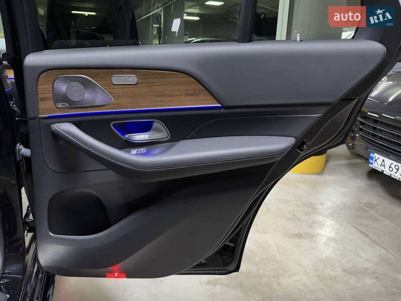 Mercedes-Benz GLE-Class 2023