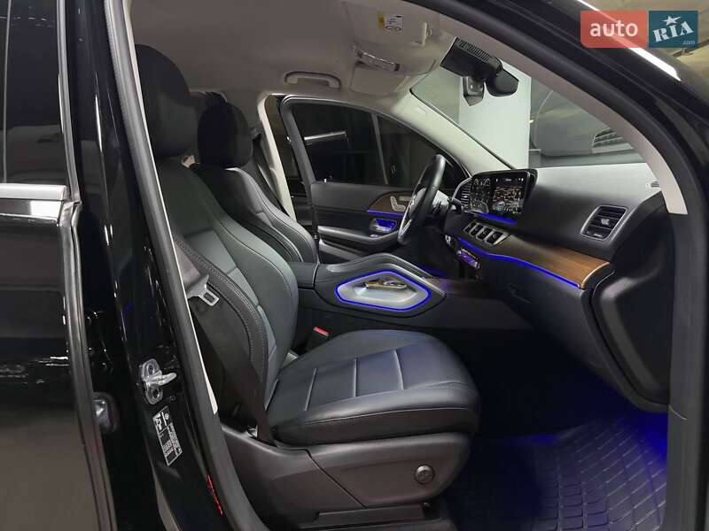 Mercedes-Benz GLE-Class 2023