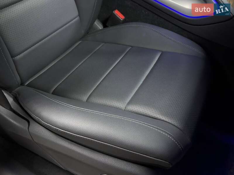 Mercedes-Benz GLE-Class 2023