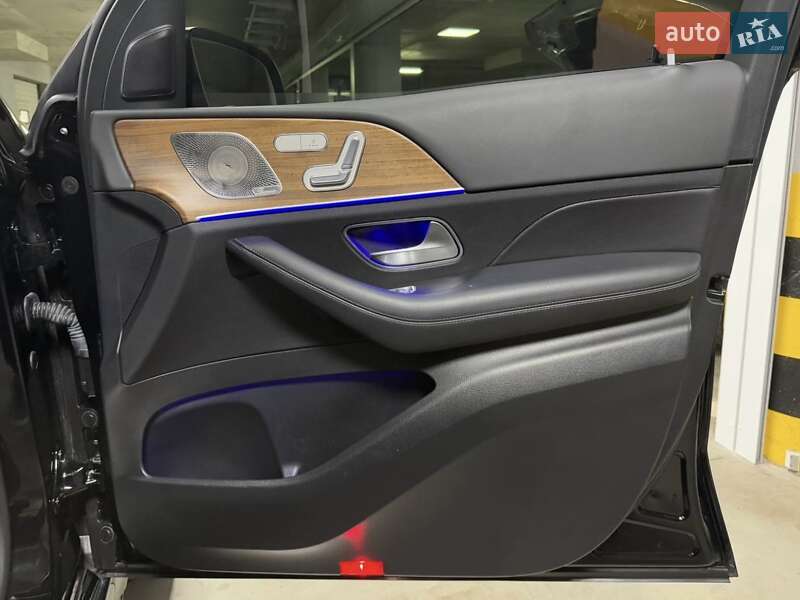 Mercedes-Benz GLE-Class 2023