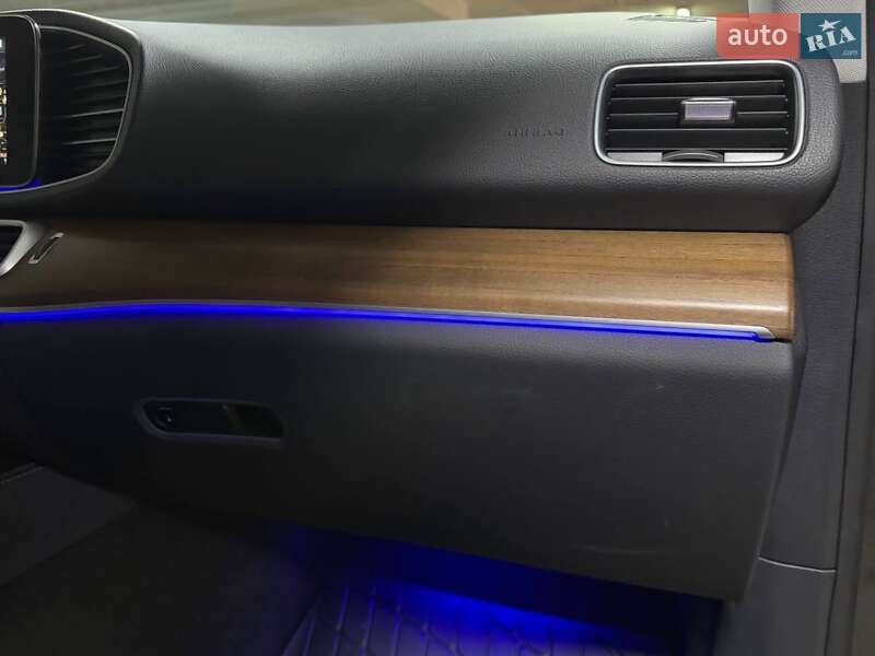 Mercedes-Benz GLE-Class 2023