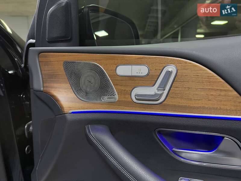 Mercedes-Benz GLE-Class 2023