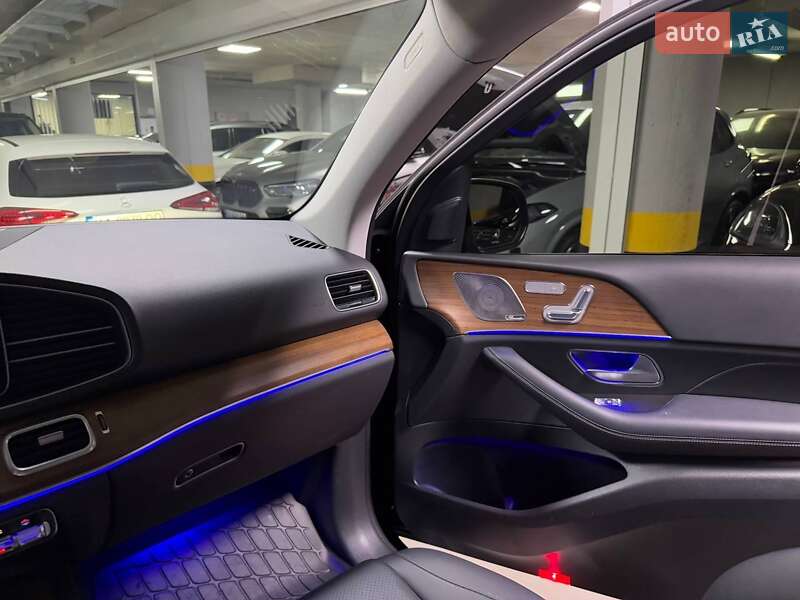 Mercedes-Benz GLE-Class 2023