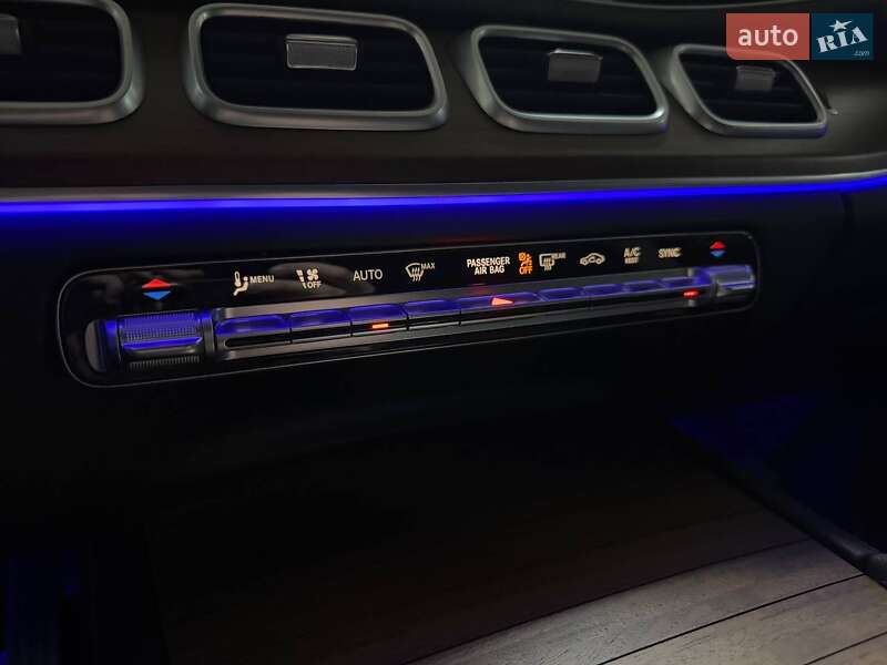 Mercedes-Benz GLE-Class 2023