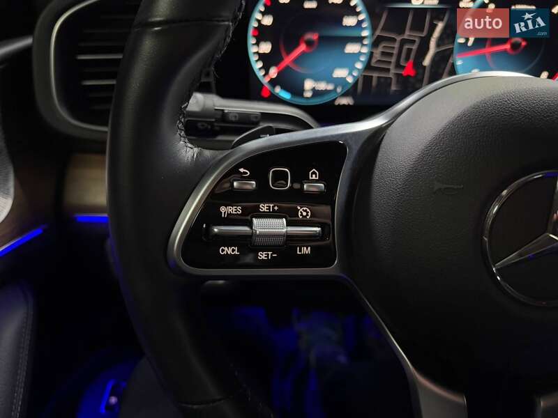 Mercedes-Benz GLE-Class 2023