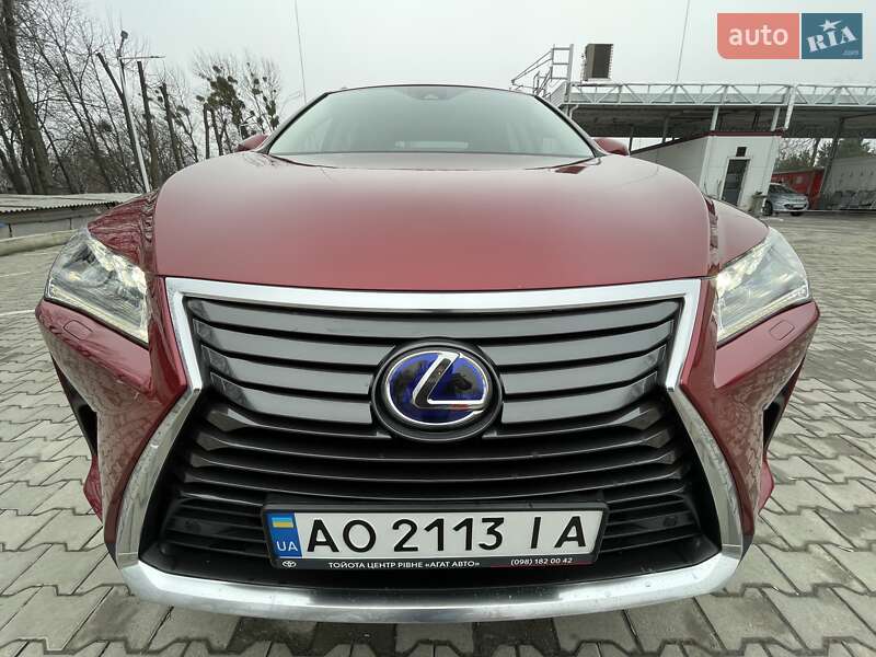 Lexus-20