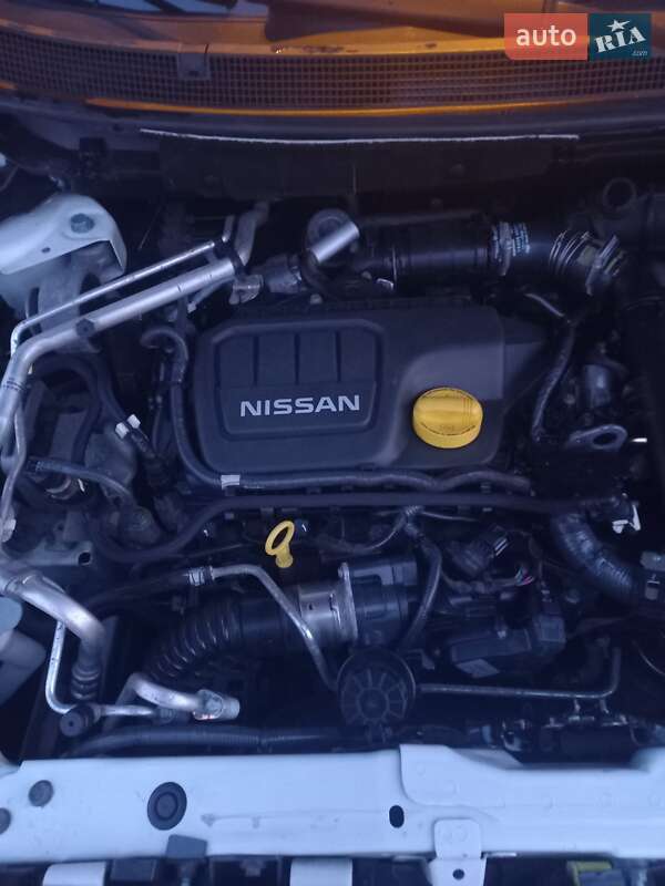 Nissan-36