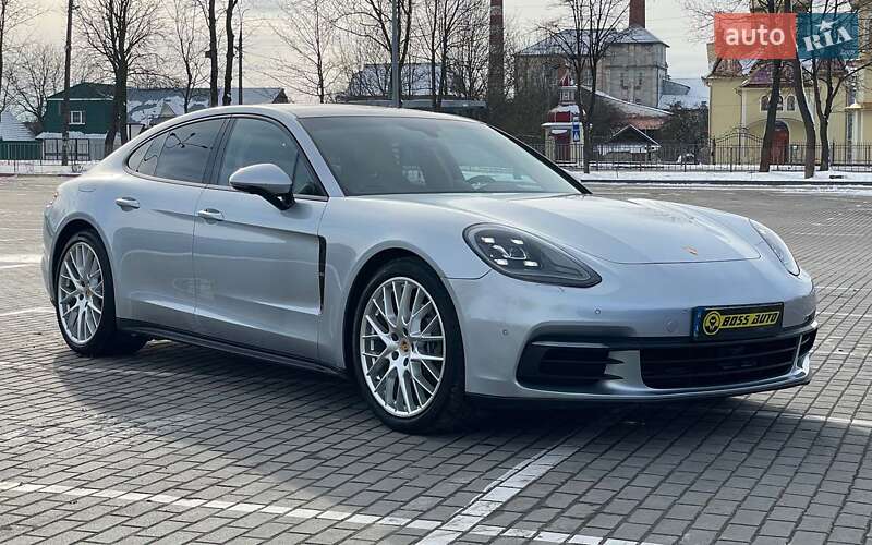 Porsche Panamera 2017
