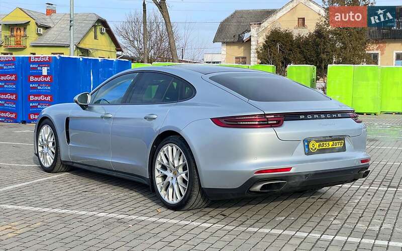 Porsche Panamera 2017