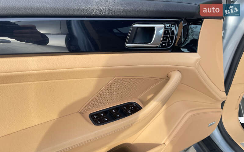 Porsche Panamera 2017