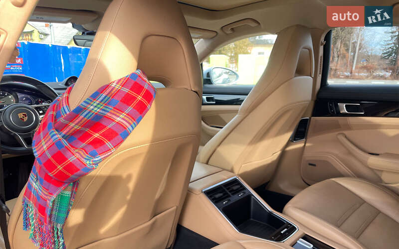 Porsche Panamera 2017