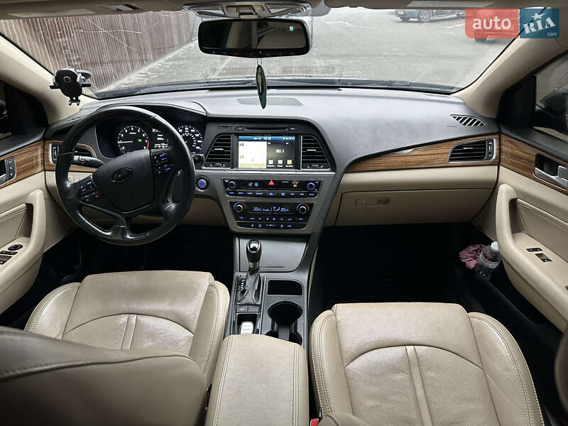 Hyundai-8