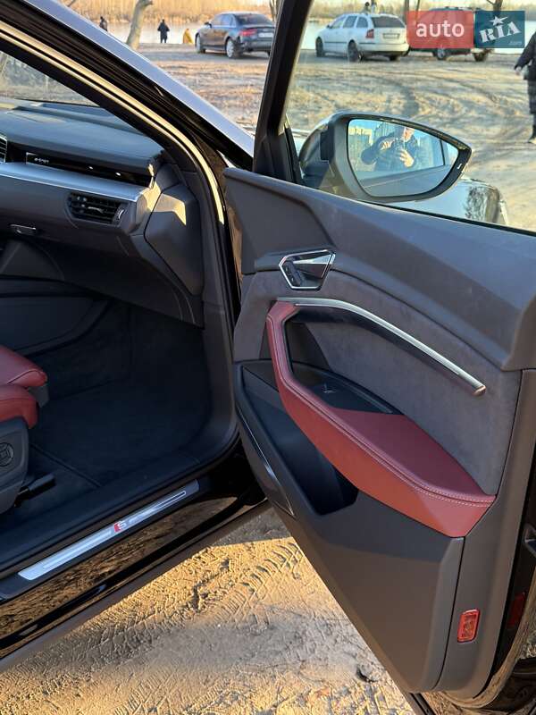 Audi e-tron S Sportback 2022