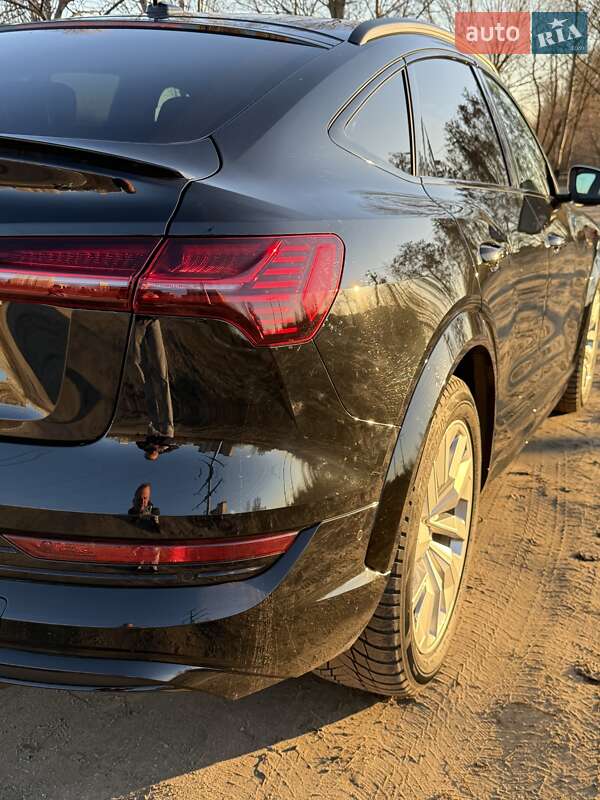 Audi e-tron S Sportback 2022