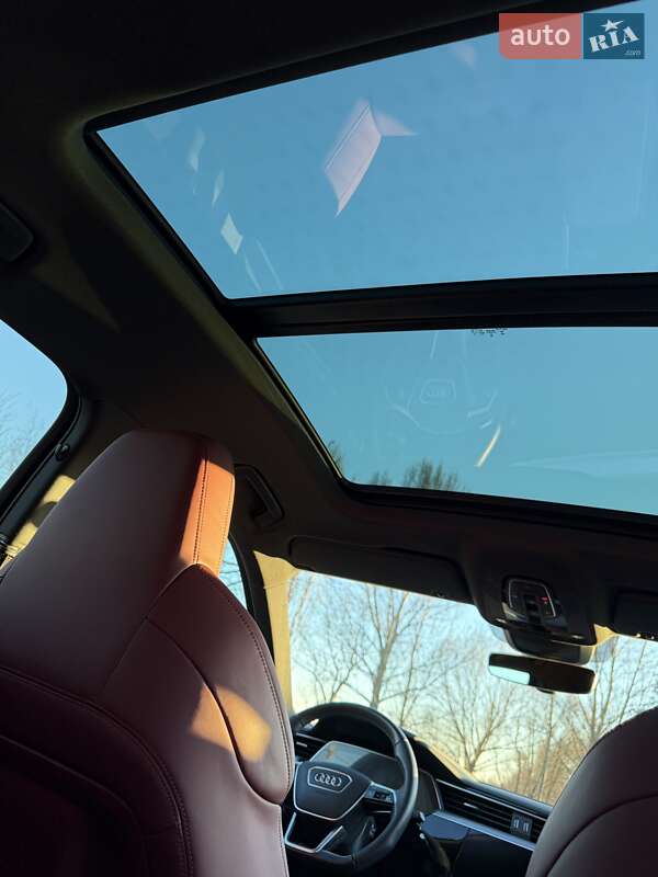 Audi e-tron S Sportback 2022