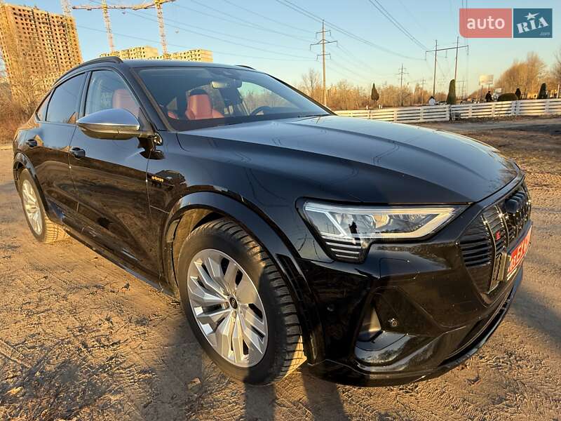 Audi e-tron S Sportback 2022