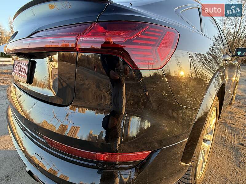 Audi e-tron S Sportback 2022