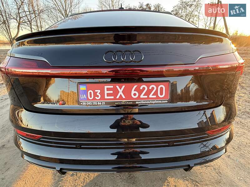 Audi e-tron S Sportback 2022