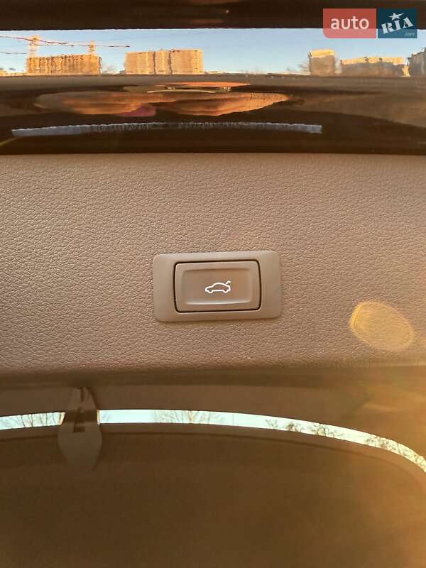 Audi e-tron S Sportback 2022