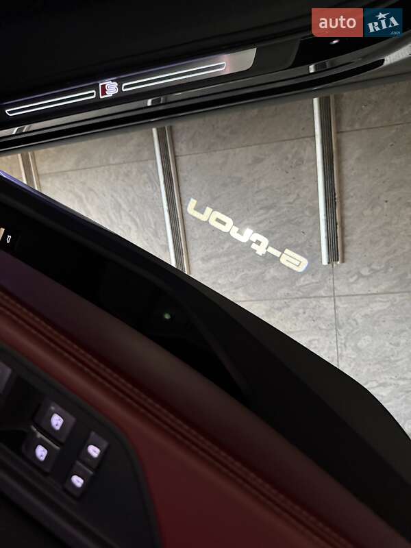 Audi e-tron S Sportback 2022