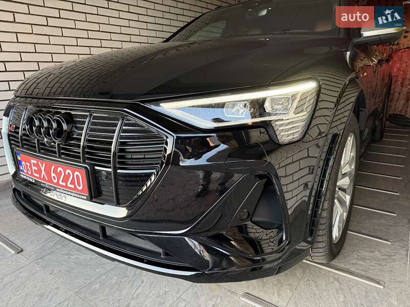 Audi e-tron S Sportback 2022