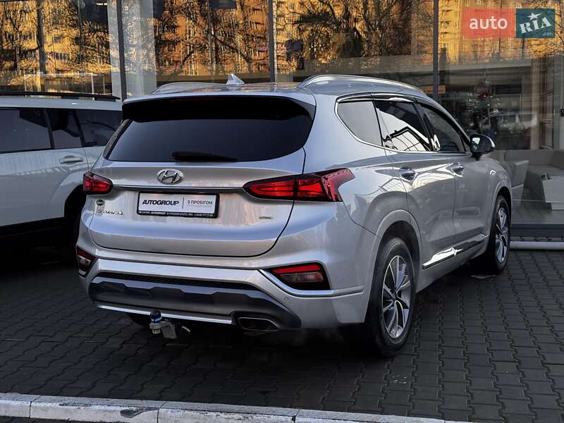 Hyundai-4